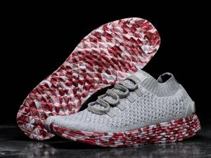 WILD BERRY KNIT RUNNER